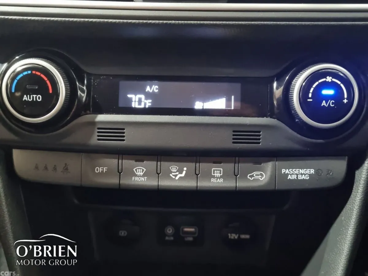 Hyundai KONA MPV, Petrol, 2021, Grey