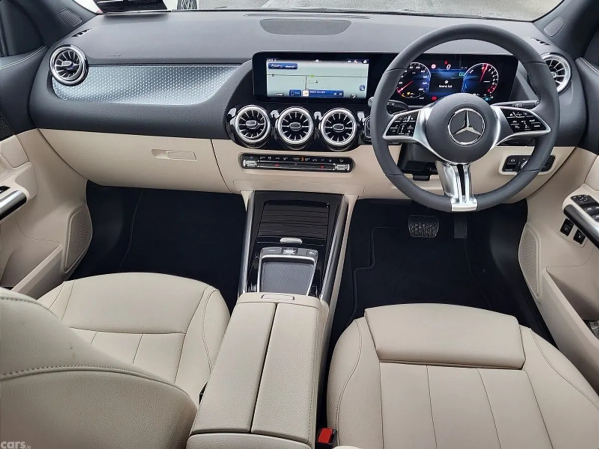 Mercedes-Benz GLA SUV, Petrol Plug-in Hybrid, 2027, Grey