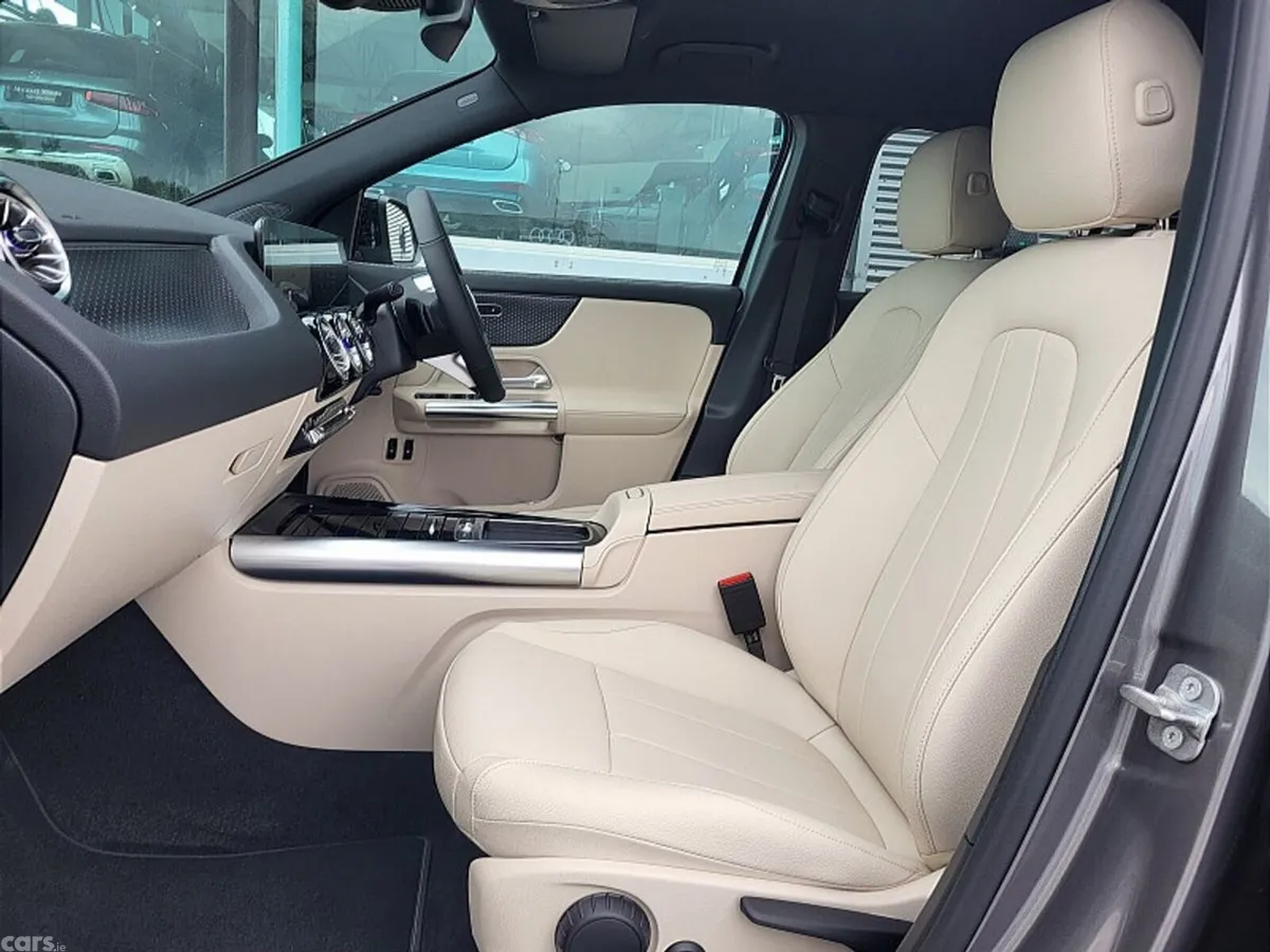 Mercedes-Benz GLA SUV, Petrol Plug-in Hybrid, 2027, Grey