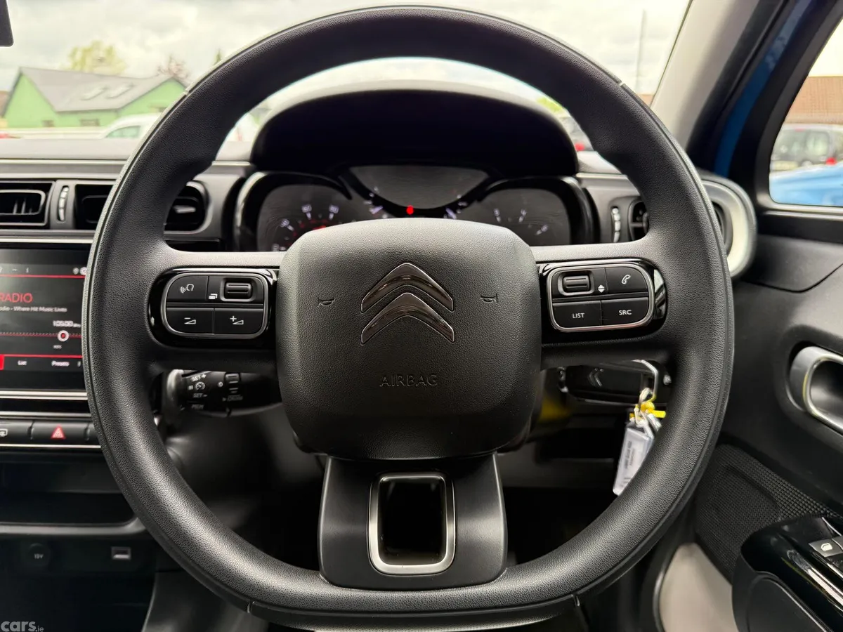Citroen C3 Hatchback, Petrol, 2019, Blue