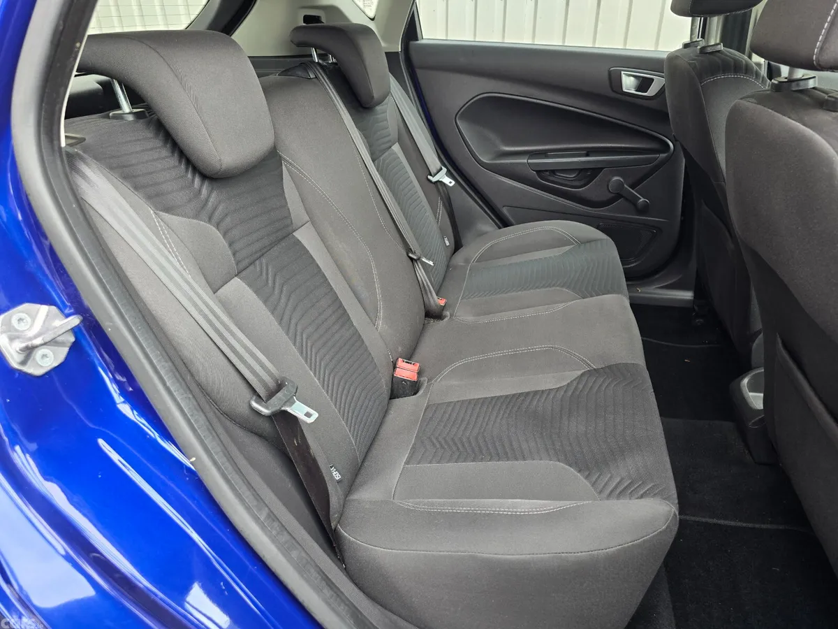 Ford Fiesta Hatchback, Petrol, 2015, Blue