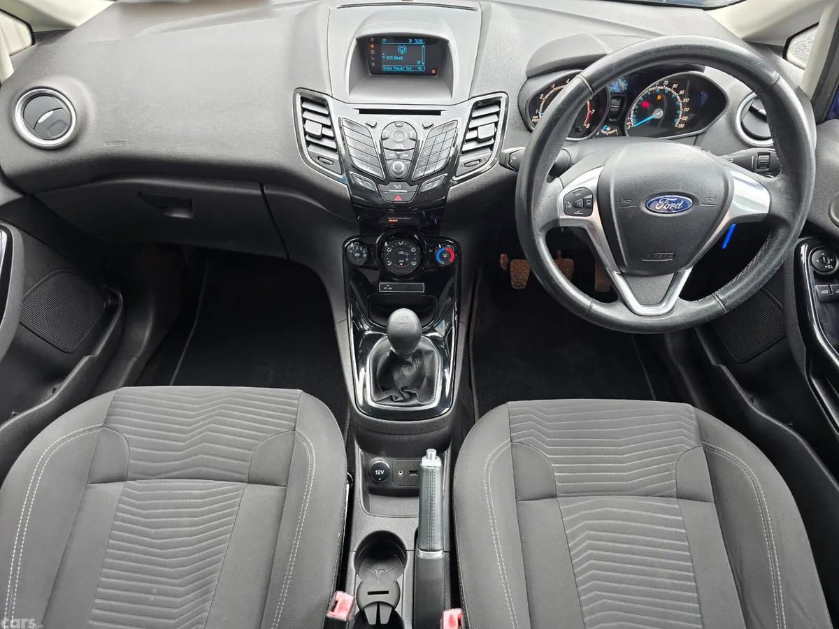 Ford Fiesta Hatchback, Petrol, 2015, Blue