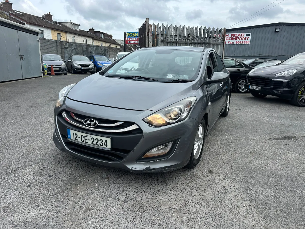 Hyundai i30 Hatchback, Diesel, 2012, Grey