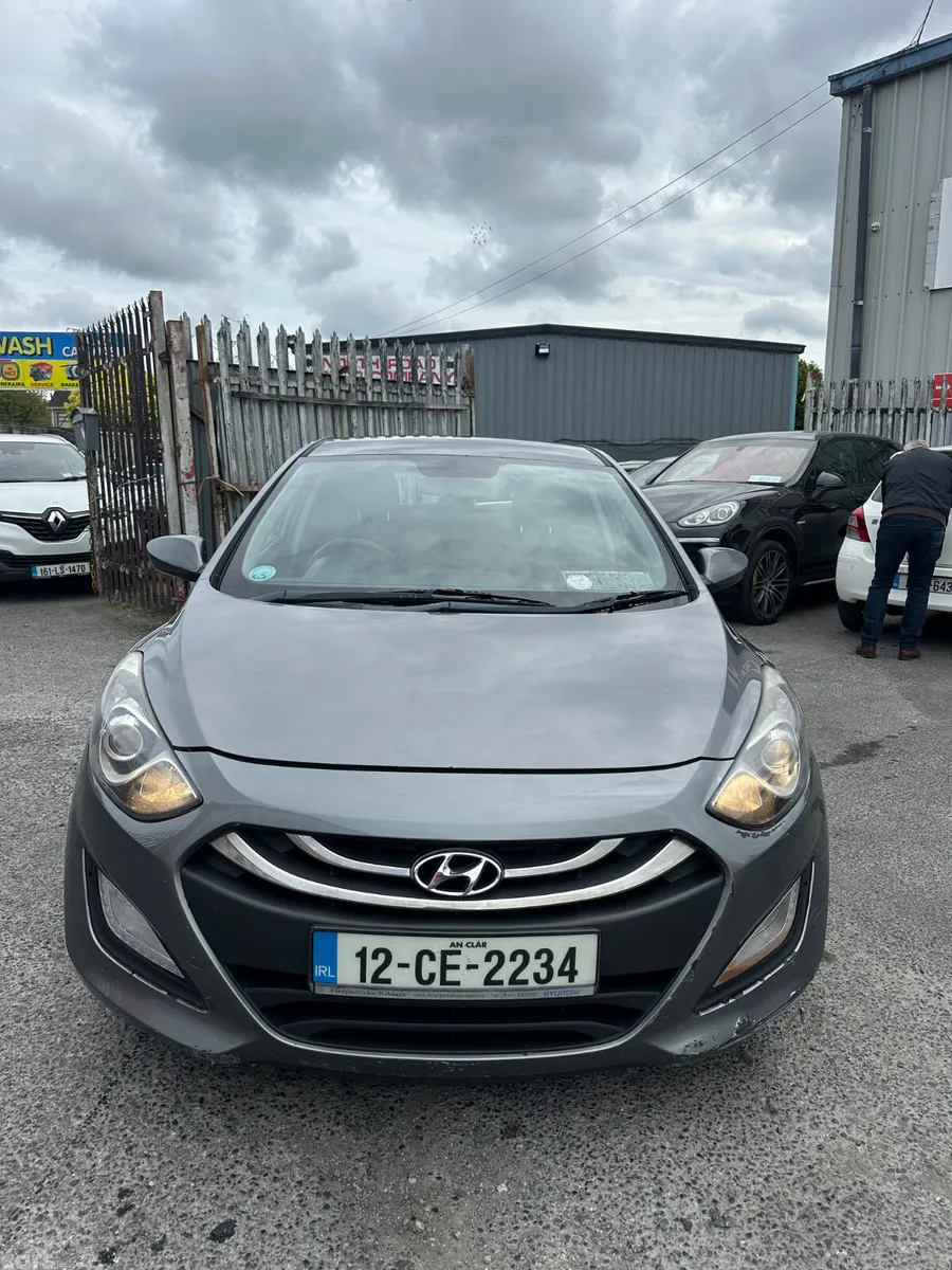 Hyundai i30 Hatchback, Diesel, 2012, Grey