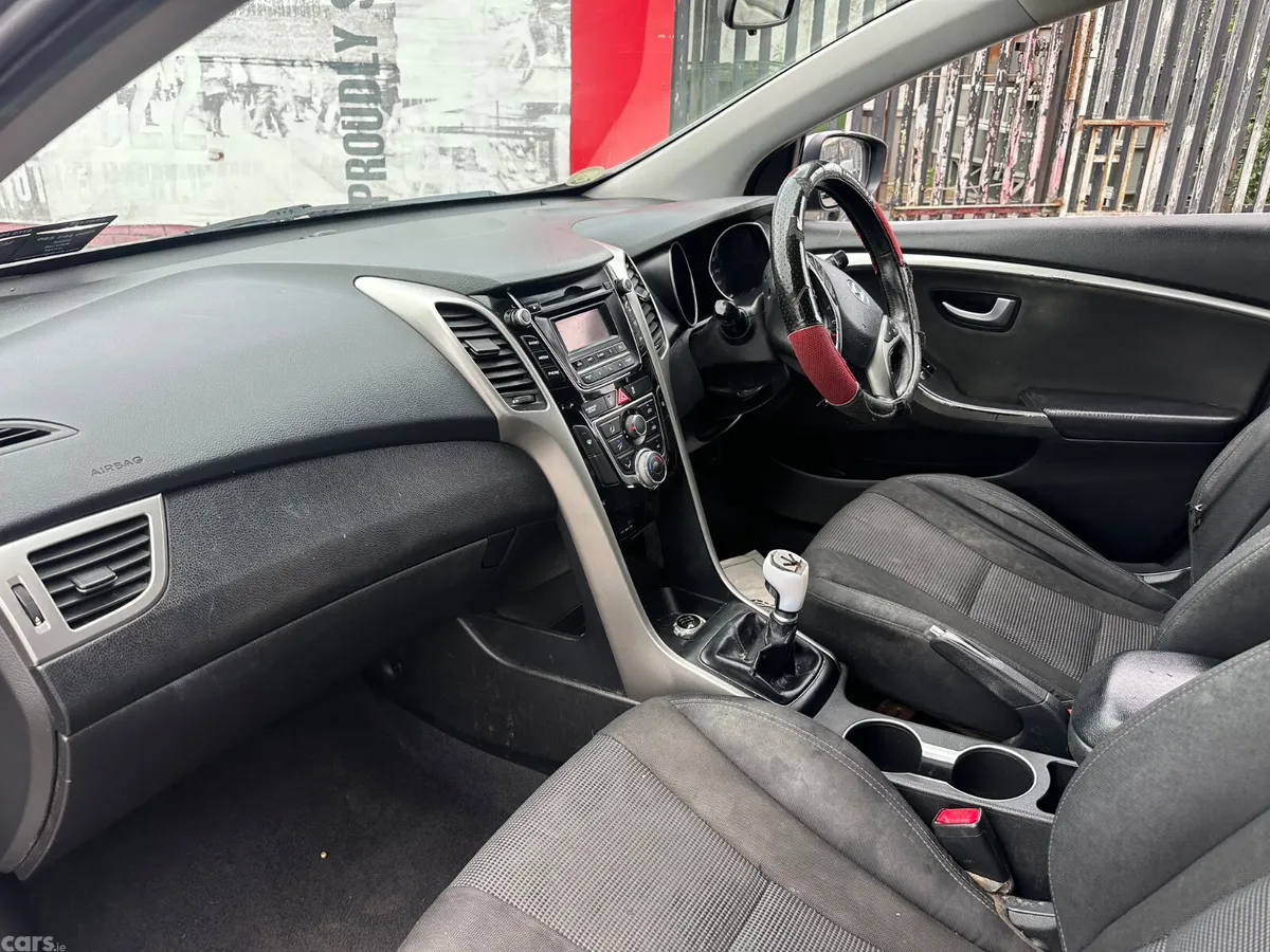 Hyundai i30 Hatchback, Diesel, 2012, Grey
