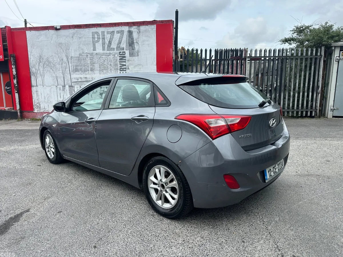 Hyundai i30 Hatchback, Diesel, 2012, Grey