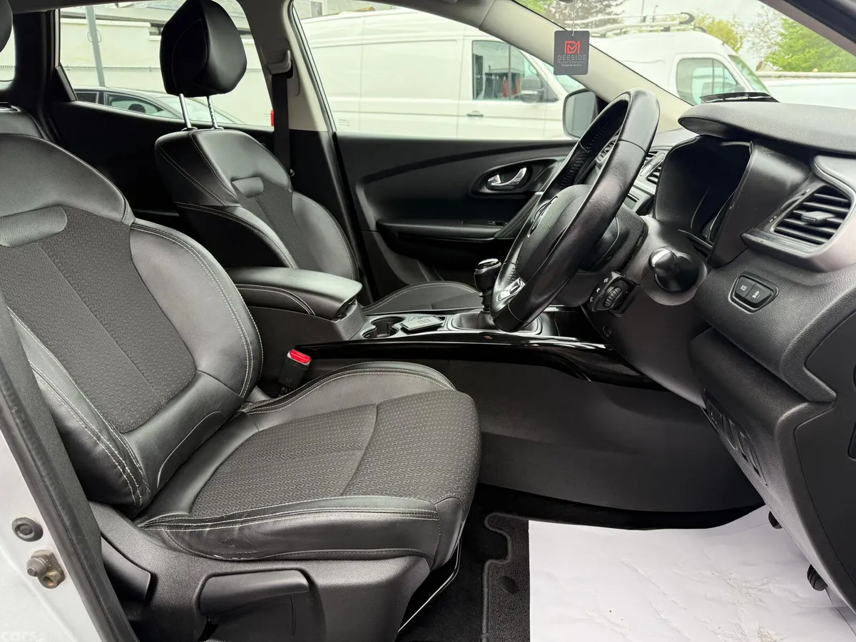 Renault Kadjar SUV, Diesel, 2017, Grey