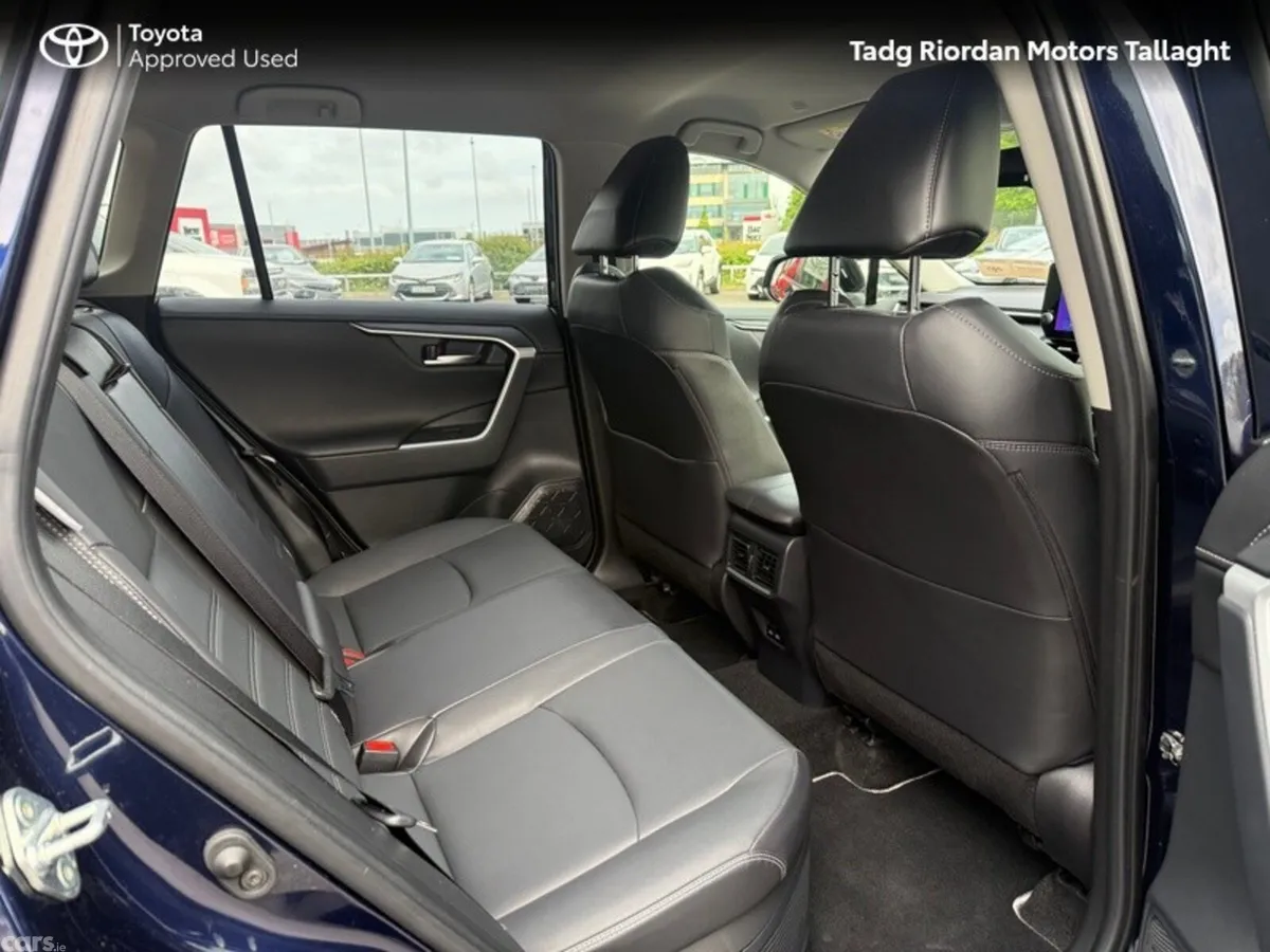 Toyota RAV4 SUV, Petrol Hybrid, 2024, Blue