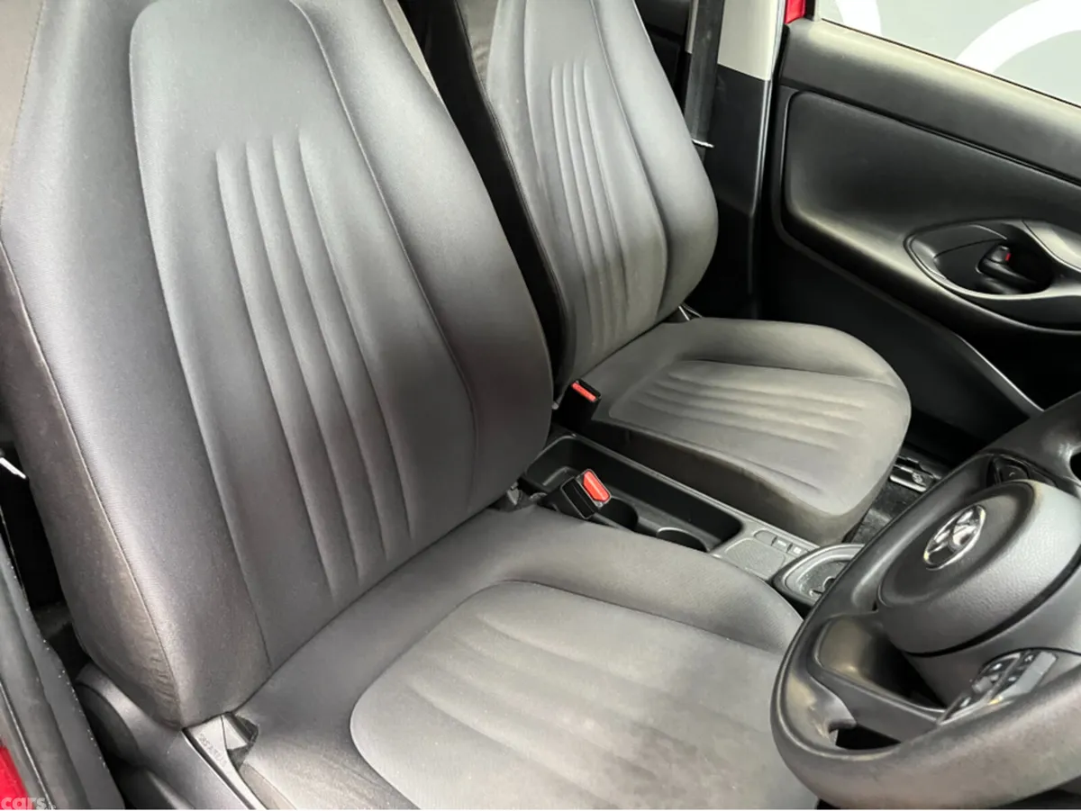 Toyota Yaris Cross SUV, Petrol, 2021, Red