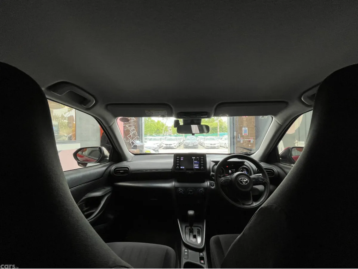 Toyota Yaris Cross SUV, Petrol, 2021, Red