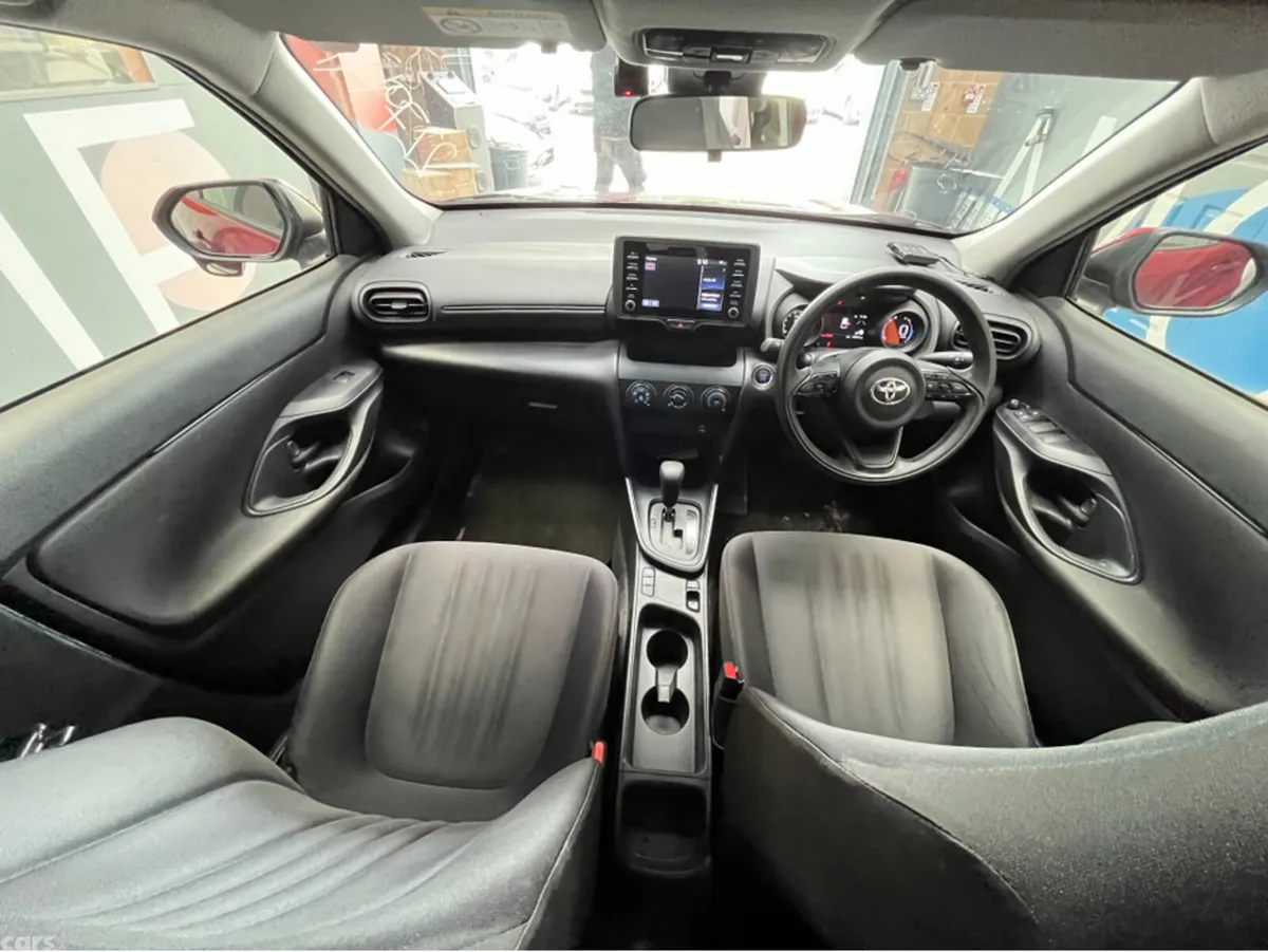 Toyota Yaris Cross SUV, Petrol, 2021, Red