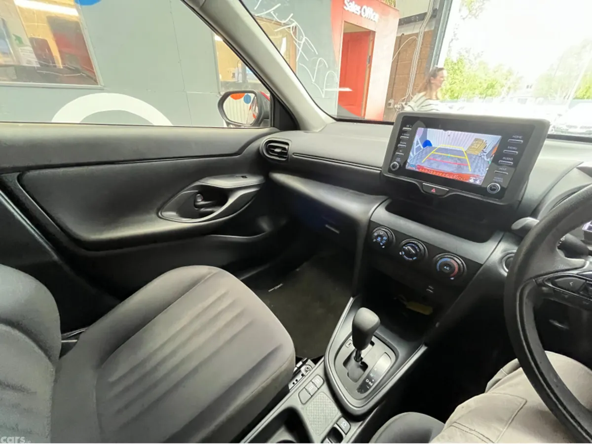 Toyota Yaris Cross SUV, Petrol, 2021, Red