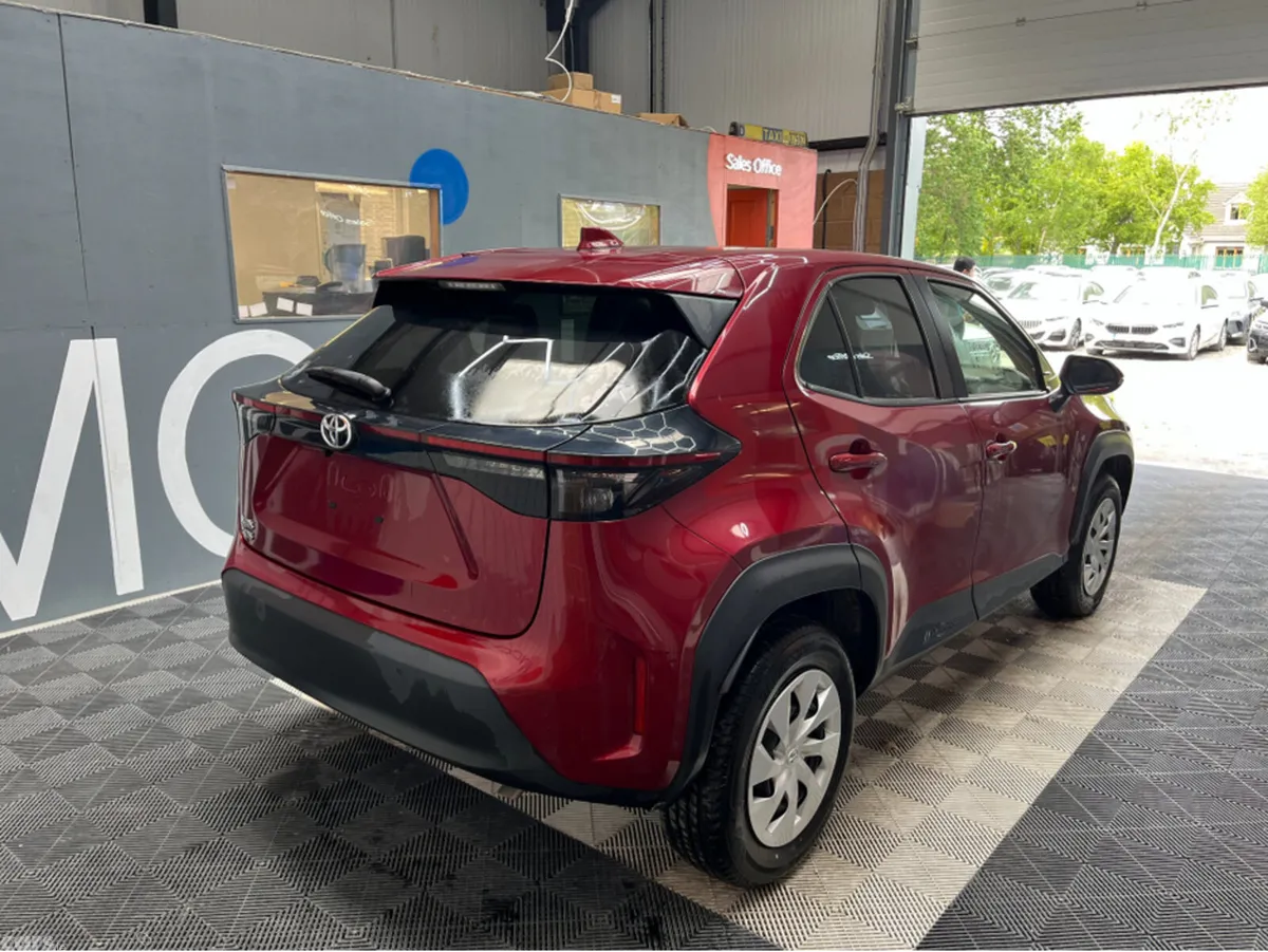 Toyota Yaris Cross SUV, Petrol, 2021, Red