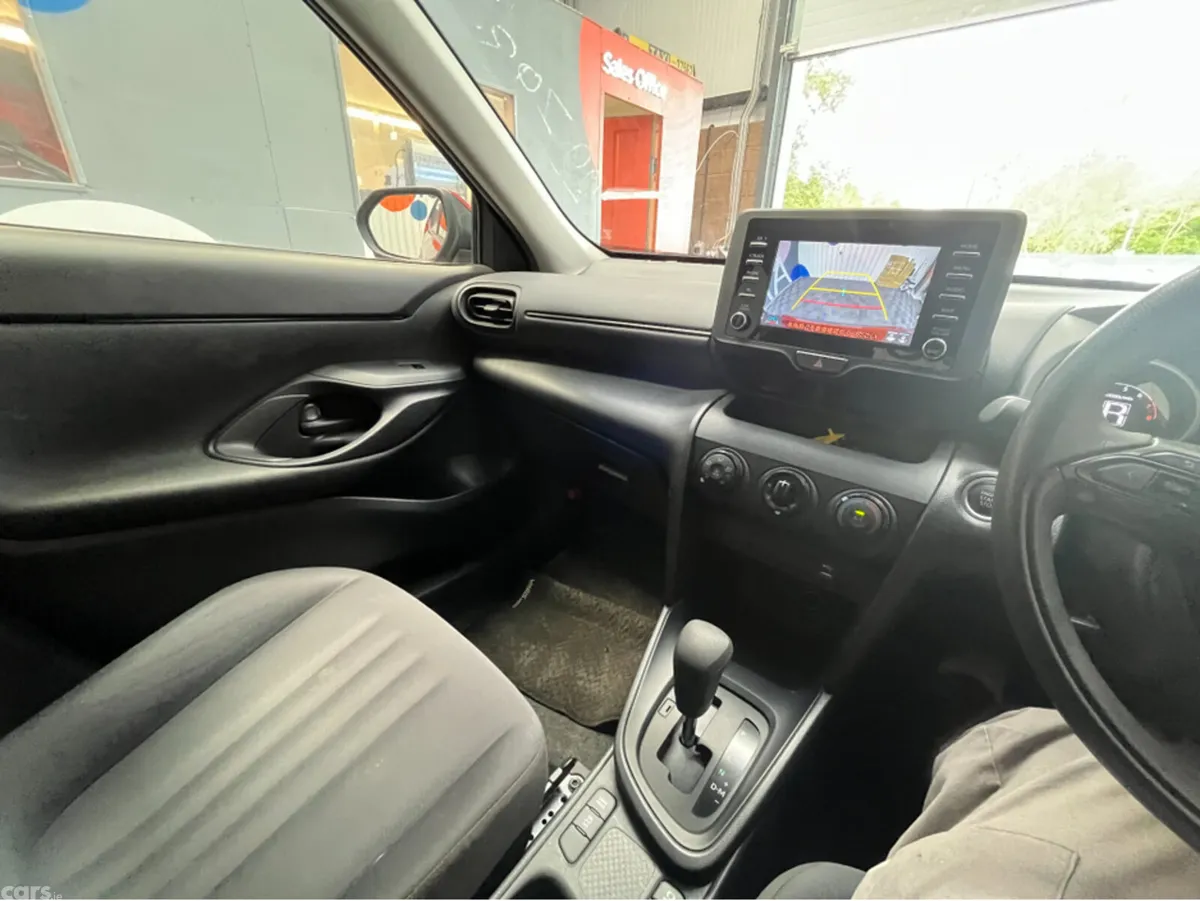 Toyota Yaris Cross SUV, Petrol, 2021, Red