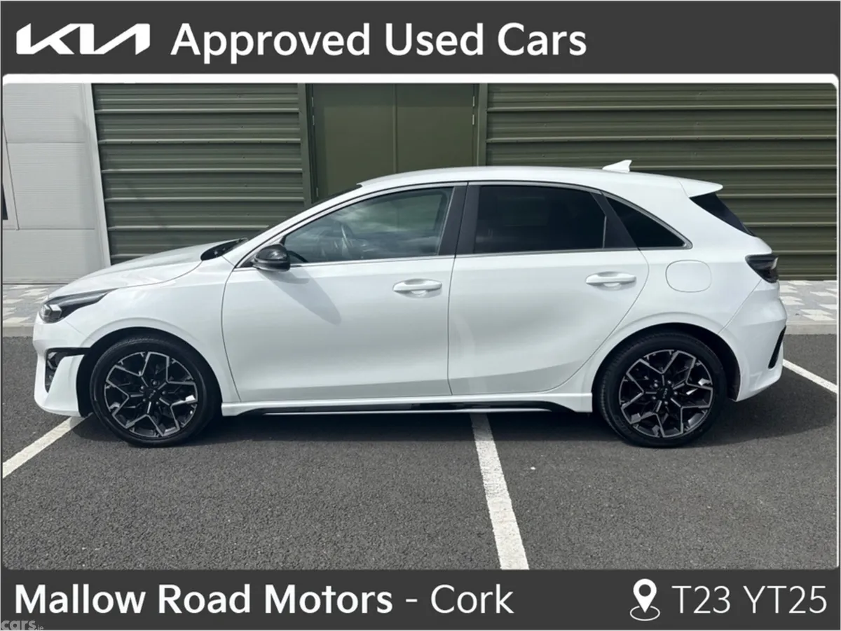 Kia Ceed Hatchback, Diesel Hybrid, 2024, White