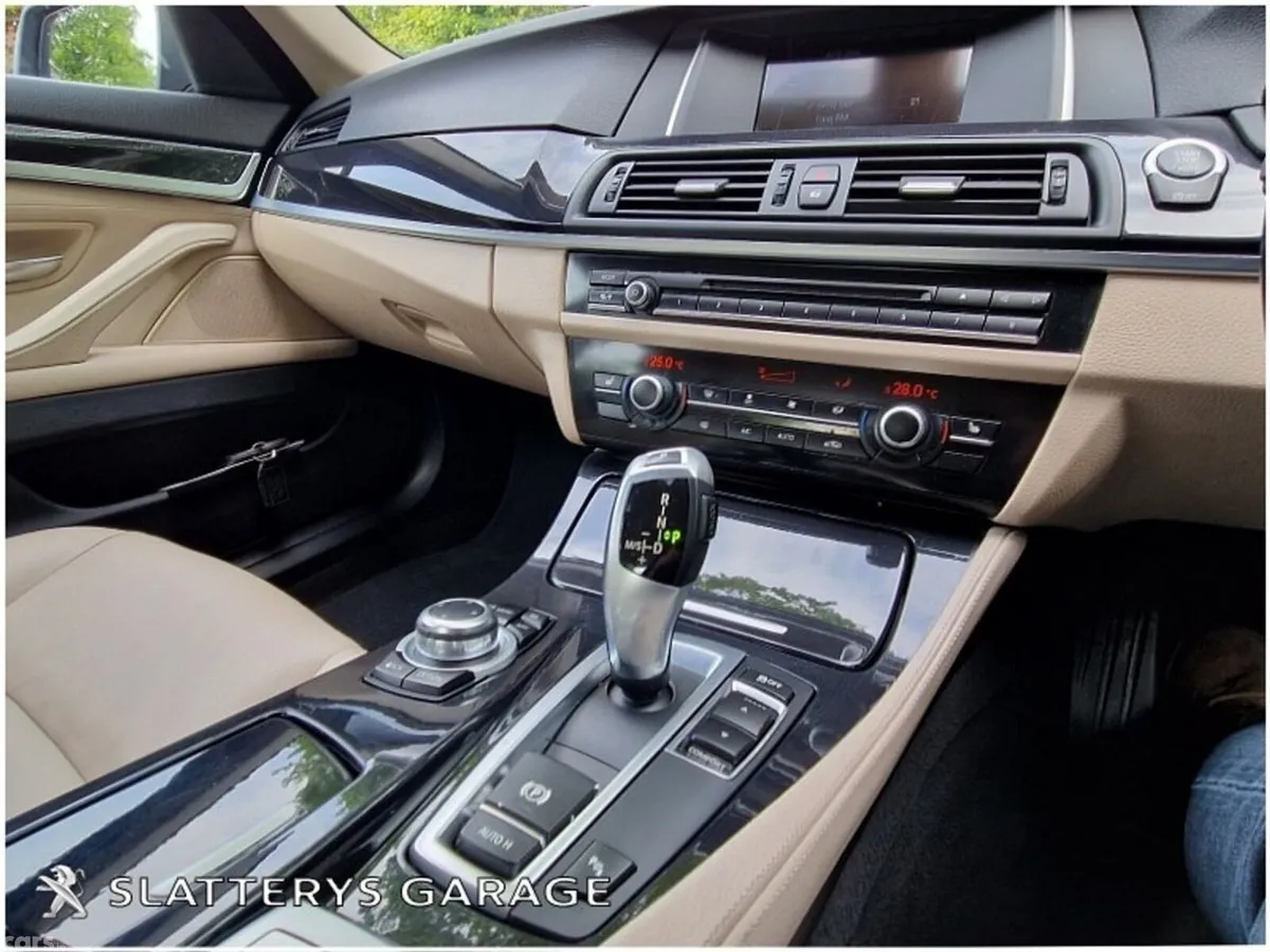 BMW 5-Series Saloon, Diesel, 2014, Blue