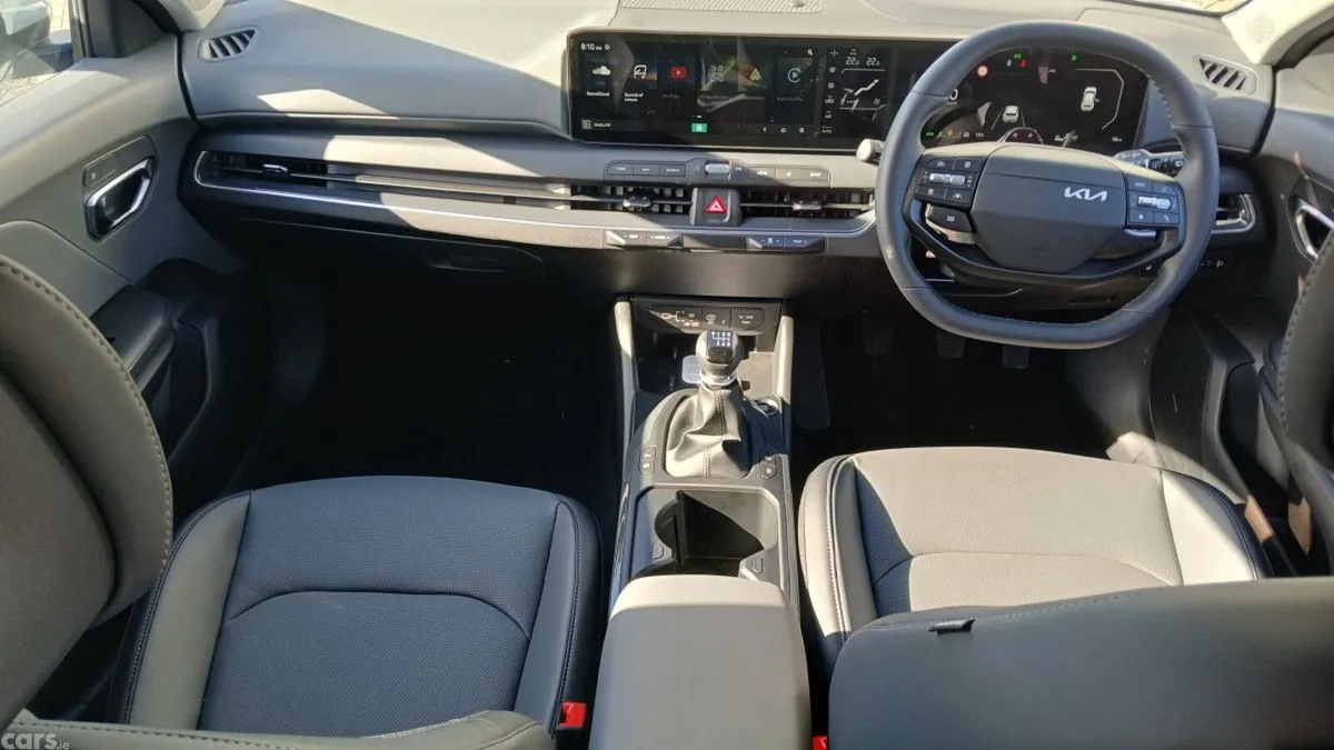 Kia K4 Hatchback, Petrol Hybrid, 2027, 
