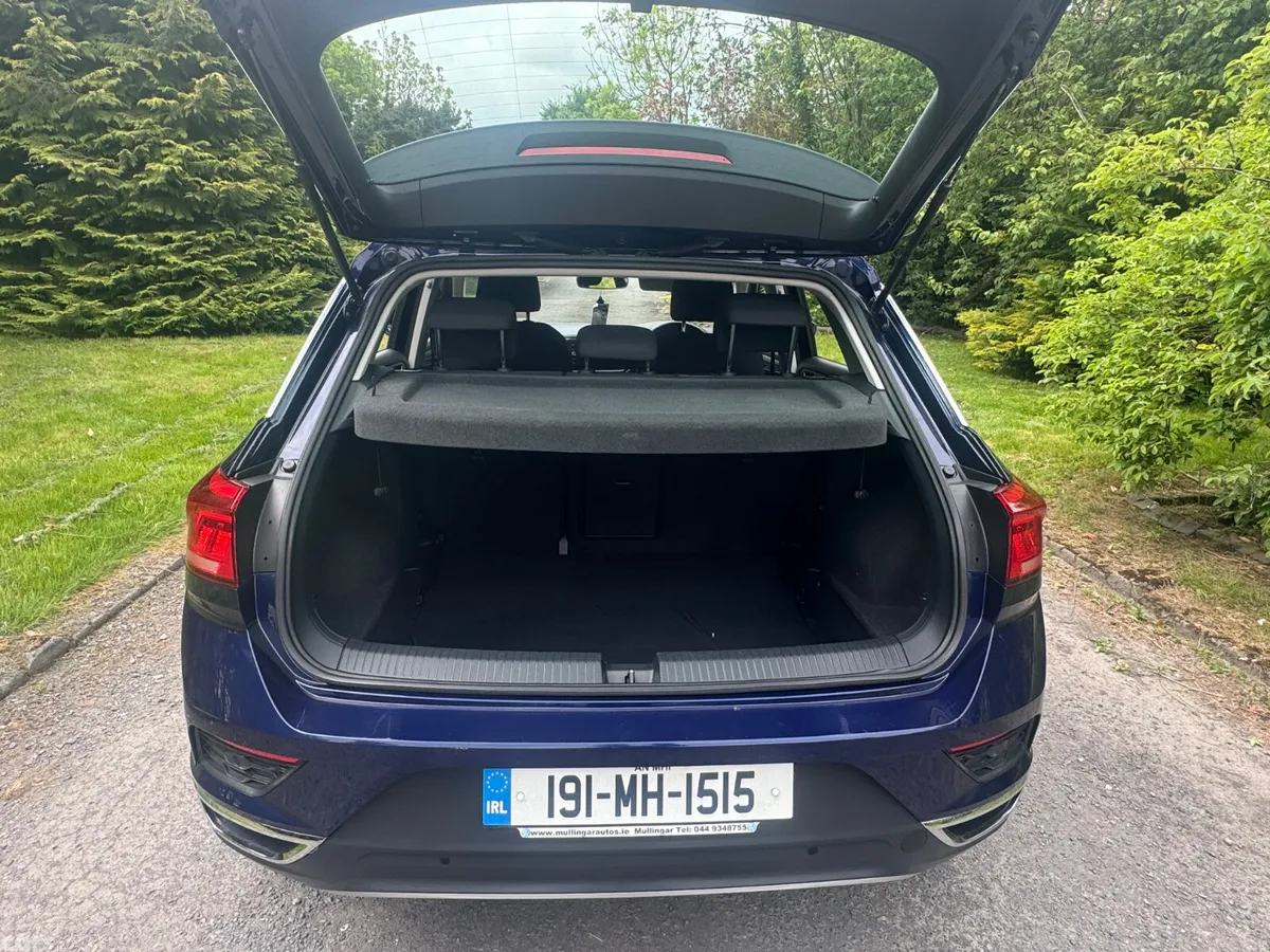 Volkswagen T-Roc SUV, Diesel, 2019, Blue