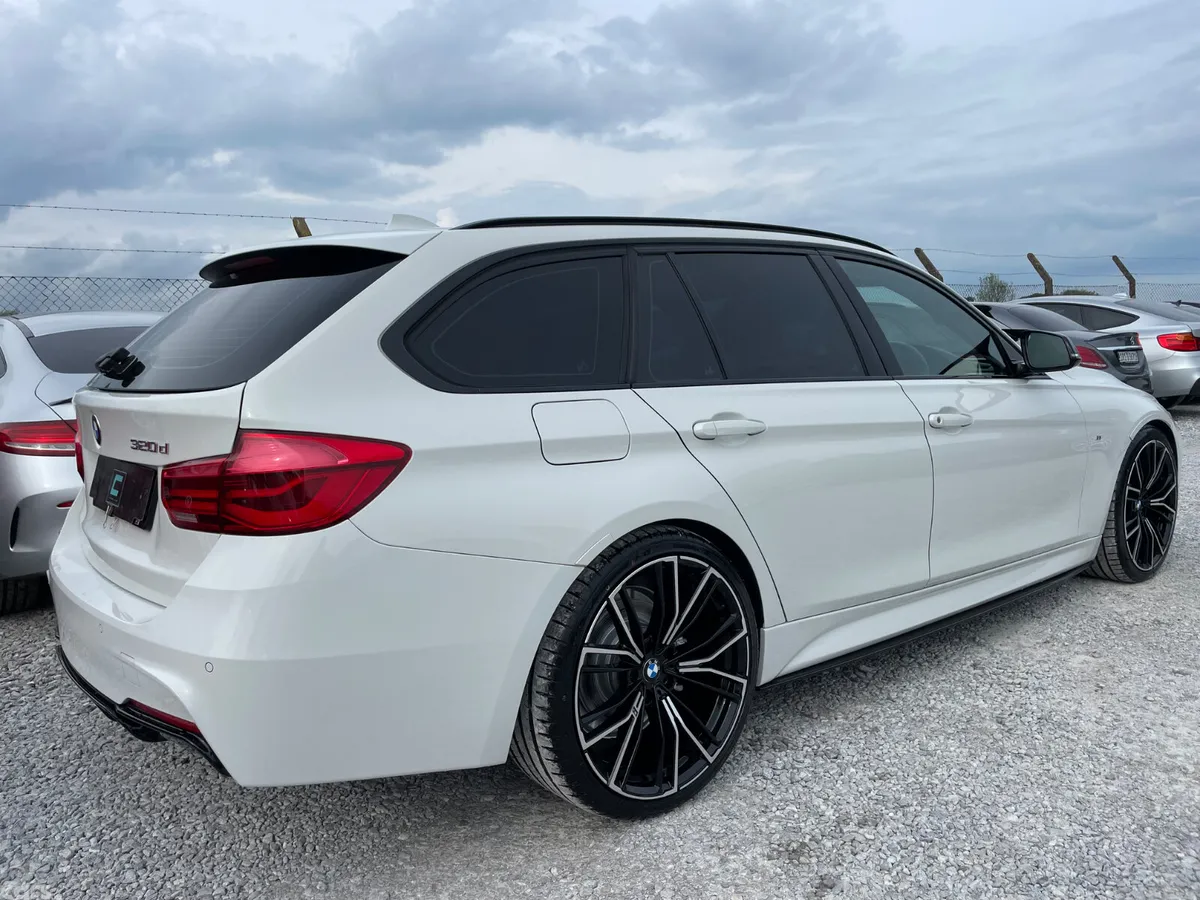 BMW 3-Series Estate, Diesel, 2017, White