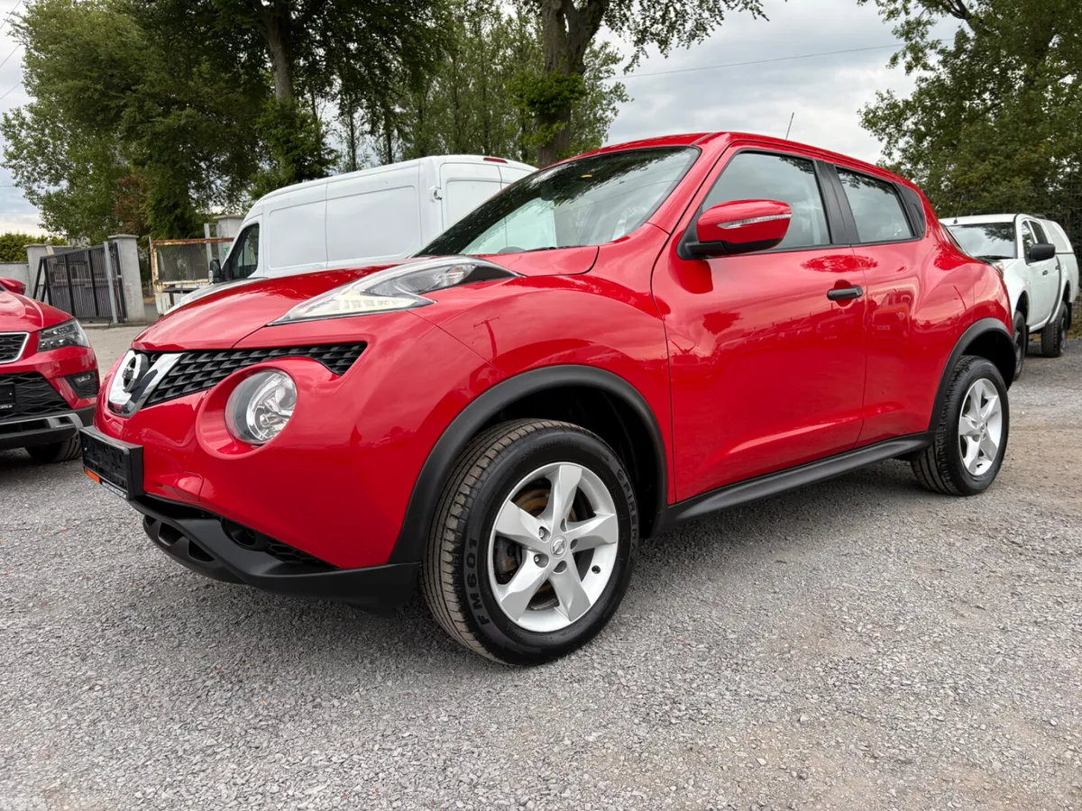 Nissan Juke SUV, Diesel, 2017, Red