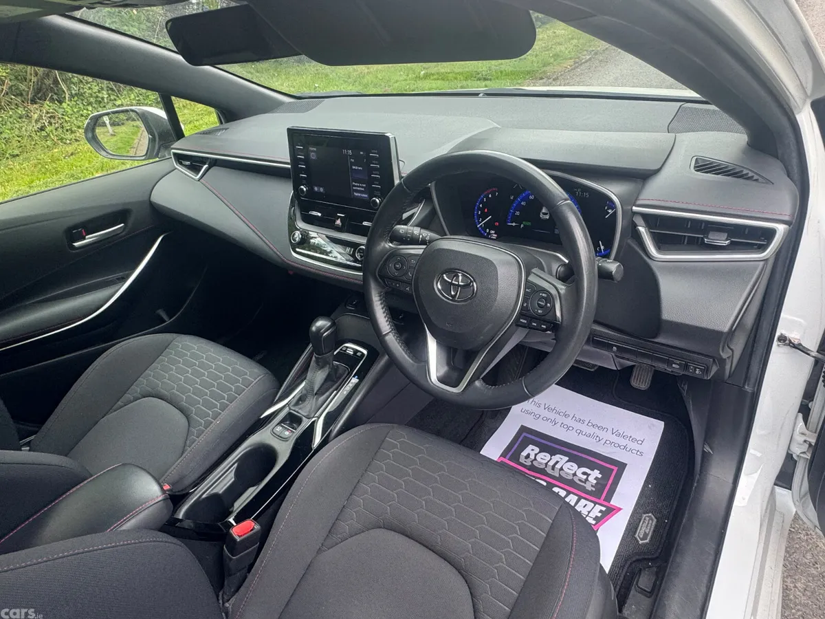 Toyota Corolla Hatchback, Petrol Hybrid, 2021, White