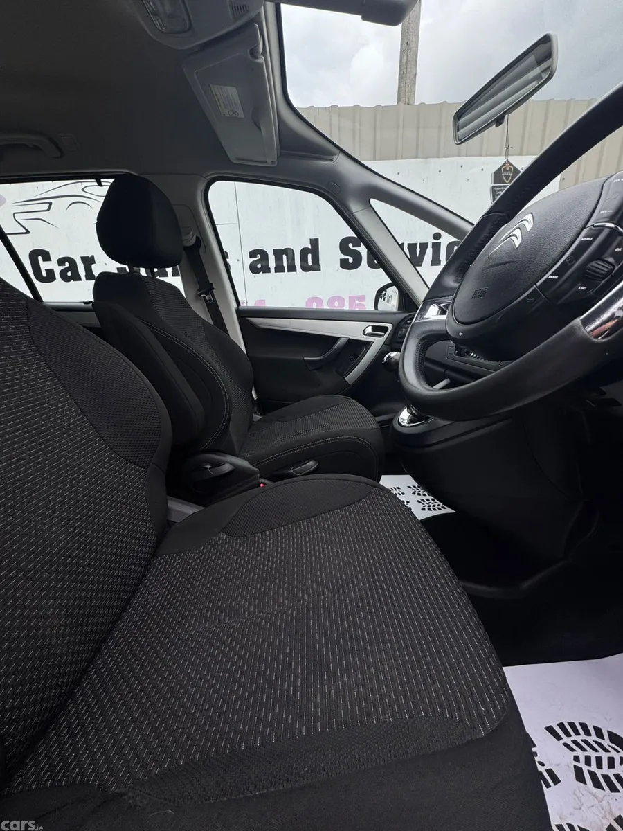 Citroen Grand C4 Picasso MPV, Diesel, 2013, White