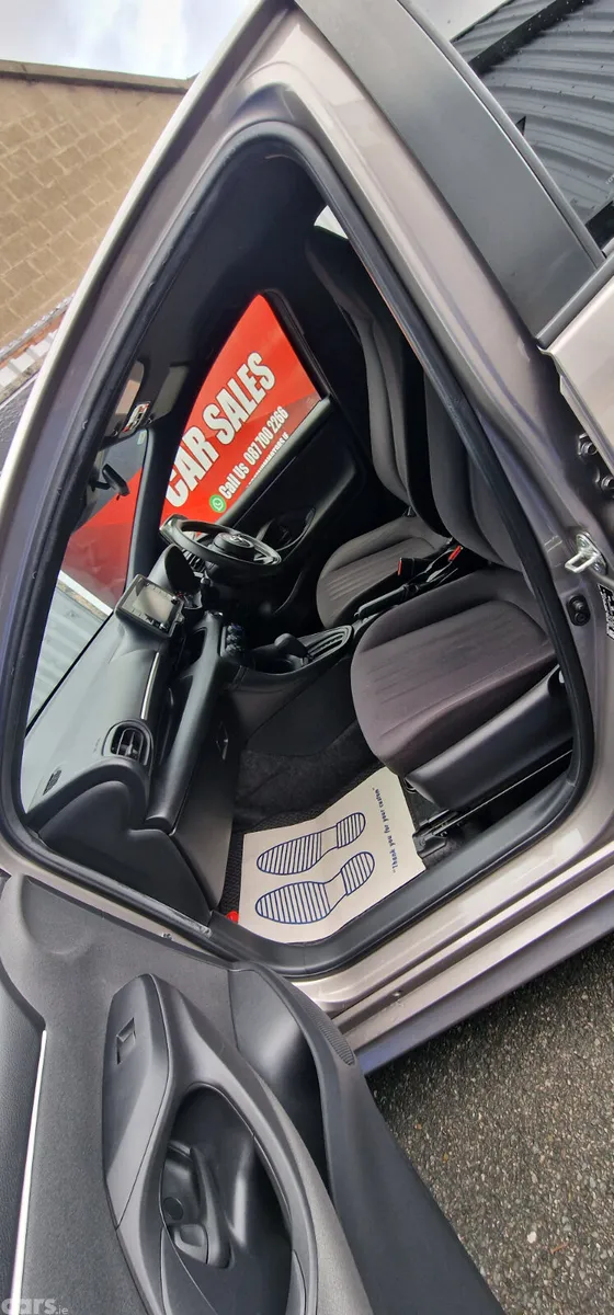 Toyota Yaris Hatchback, Petrol, 2022, Brown