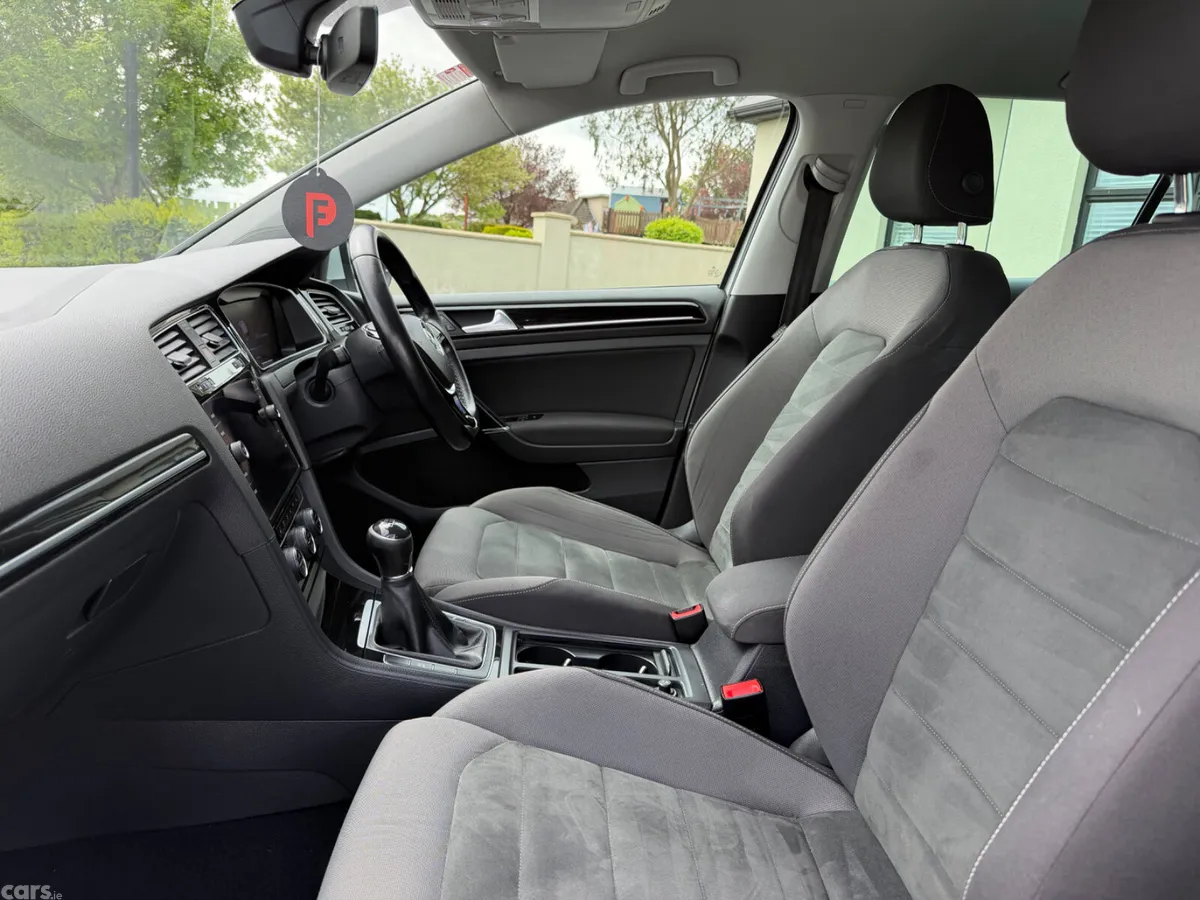 Volkswagen Golf Estate, Diesel, 2018, Grey