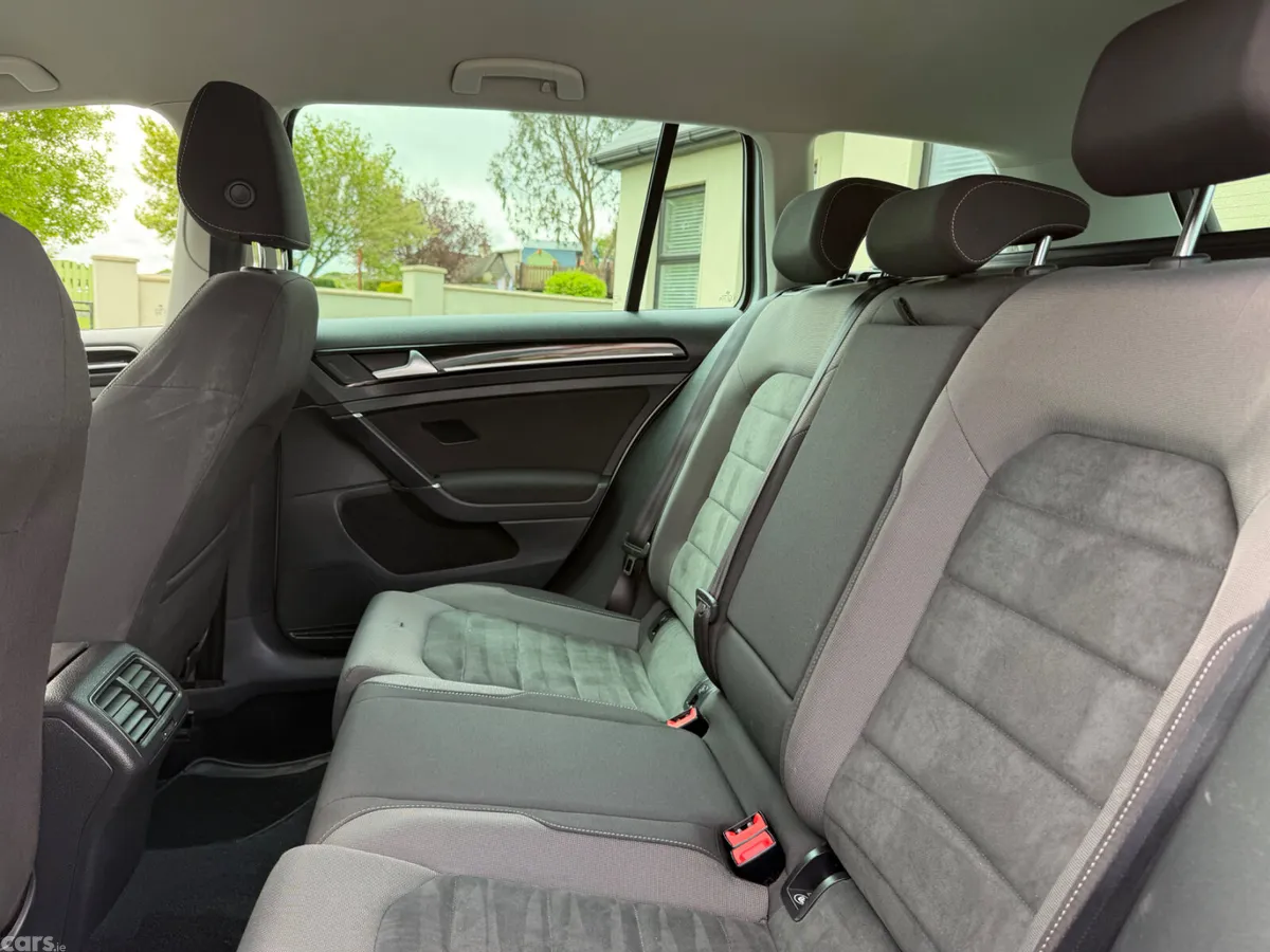 Volkswagen Golf Estate, Diesel, 2018, Grey