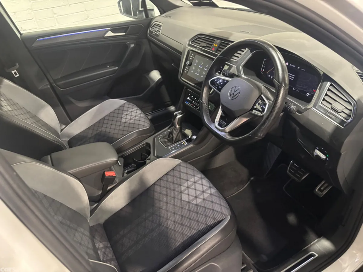 Volkswagen Tiguan SUV, Petrol Plug-in Hybrid, 2022, White