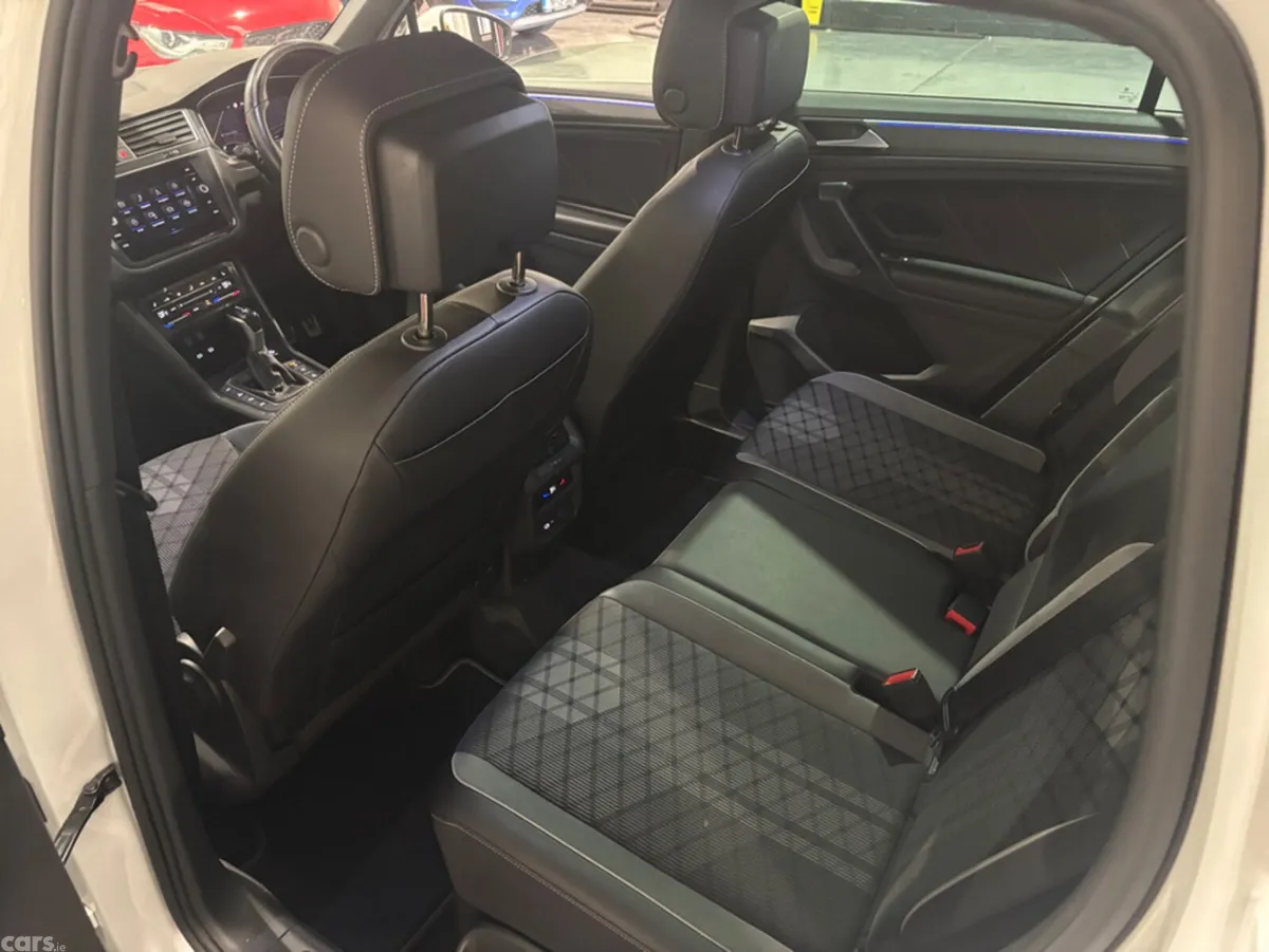 Volkswagen Tiguan SUV, Petrol Plug-in Hybrid, 2022, White
