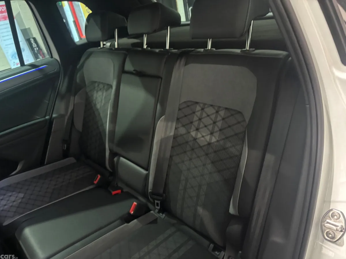 Volkswagen Tiguan SUV, Petrol Plug-in Hybrid, 2022, White