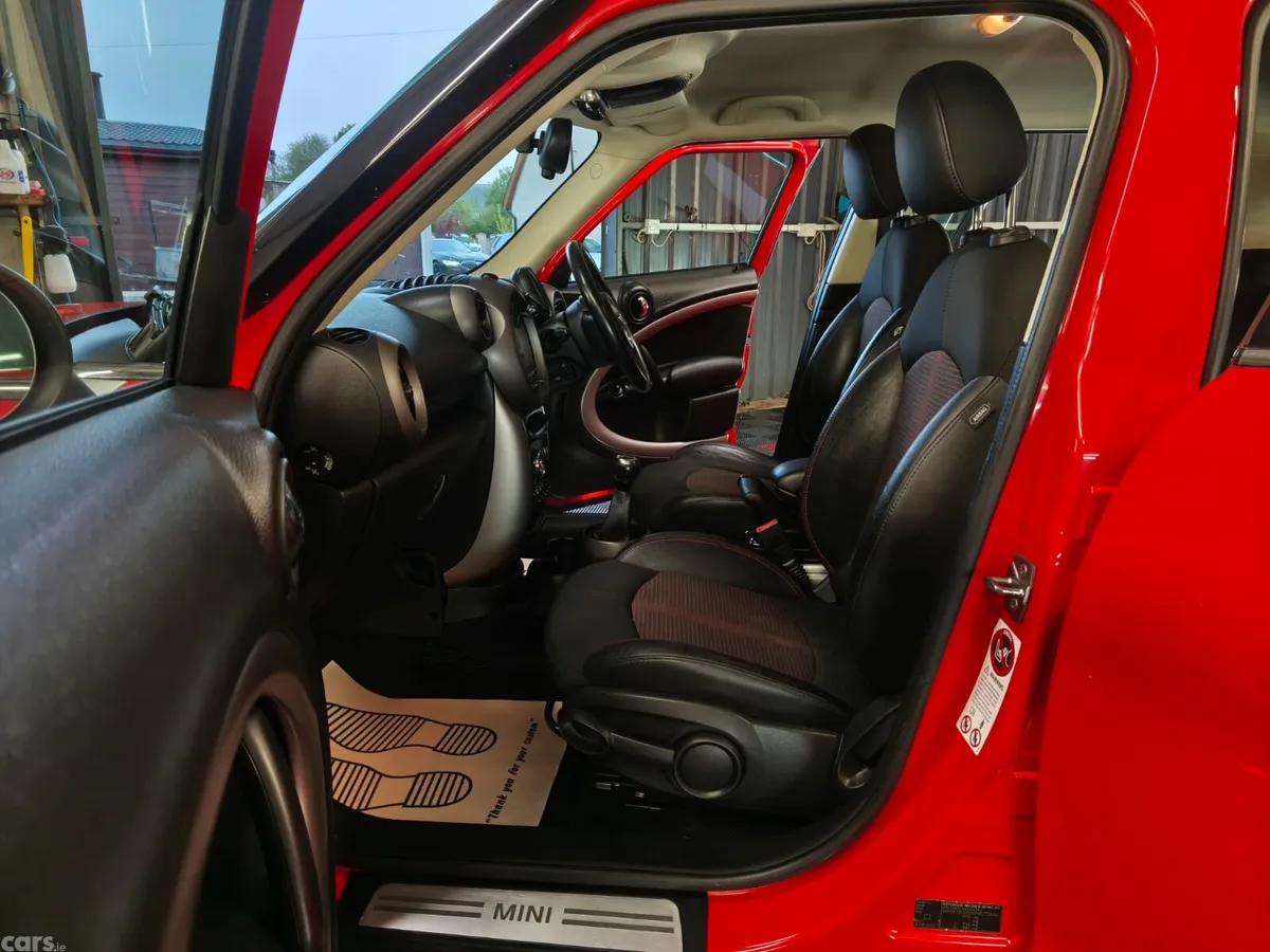 Mini Cooper Hatchback, Petrol, 2012, Red
