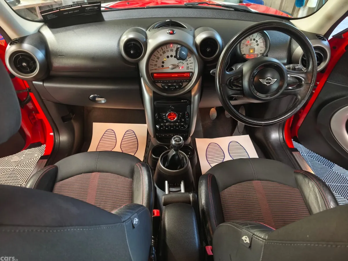 Mini Cooper Hatchback, Petrol, 2012, Red