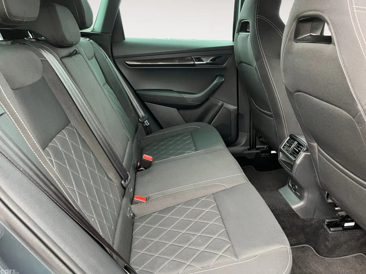 Skoda Karoq Estate, Diesel, 2021, Grey