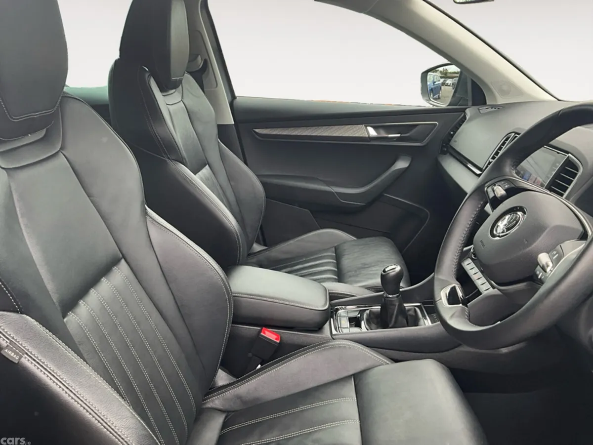 Skoda Karoq SUV, Diesel, 2025, Grey