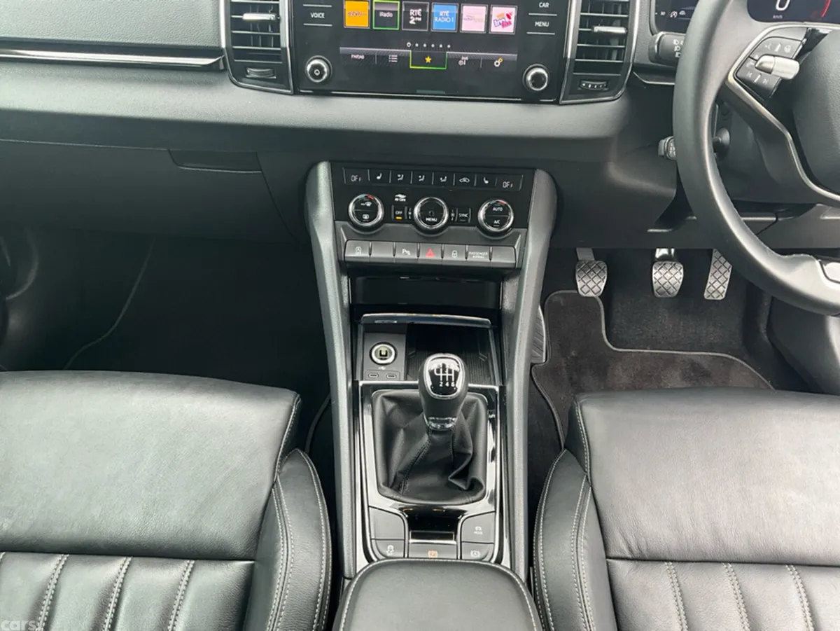 Skoda Karoq SUV, Diesel, 2025, Grey