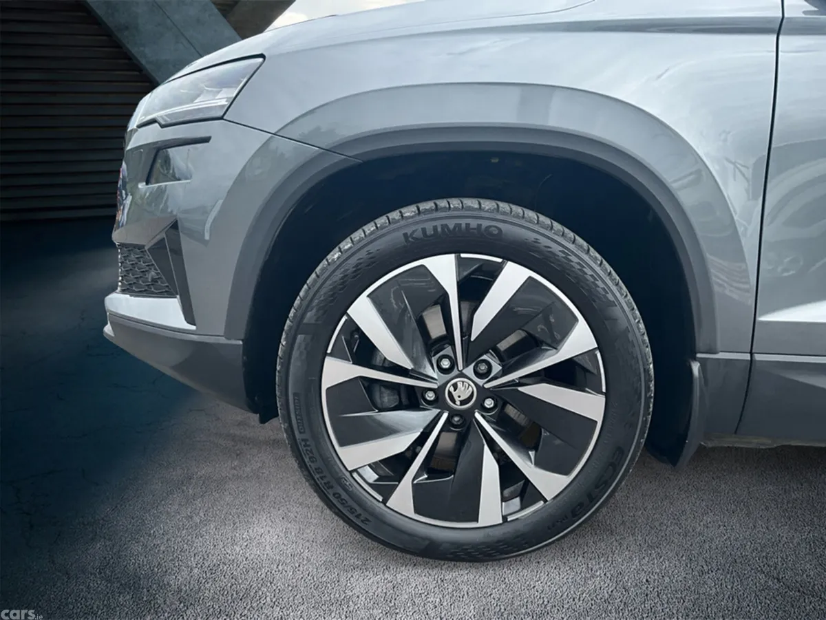 Skoda Karoq SUV, Diesel, 2025, Grey