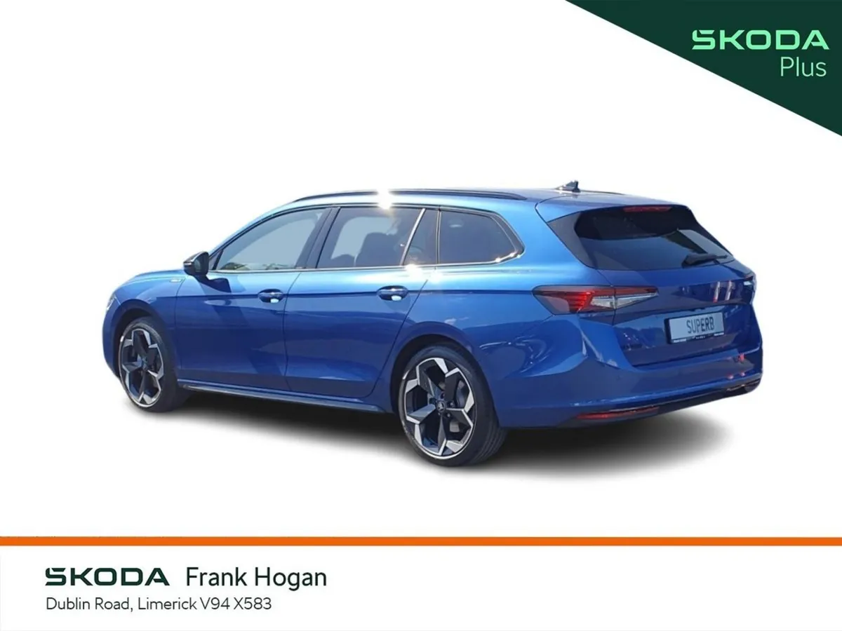 Skoda Superb Estate, Diesel, 2026, Blue