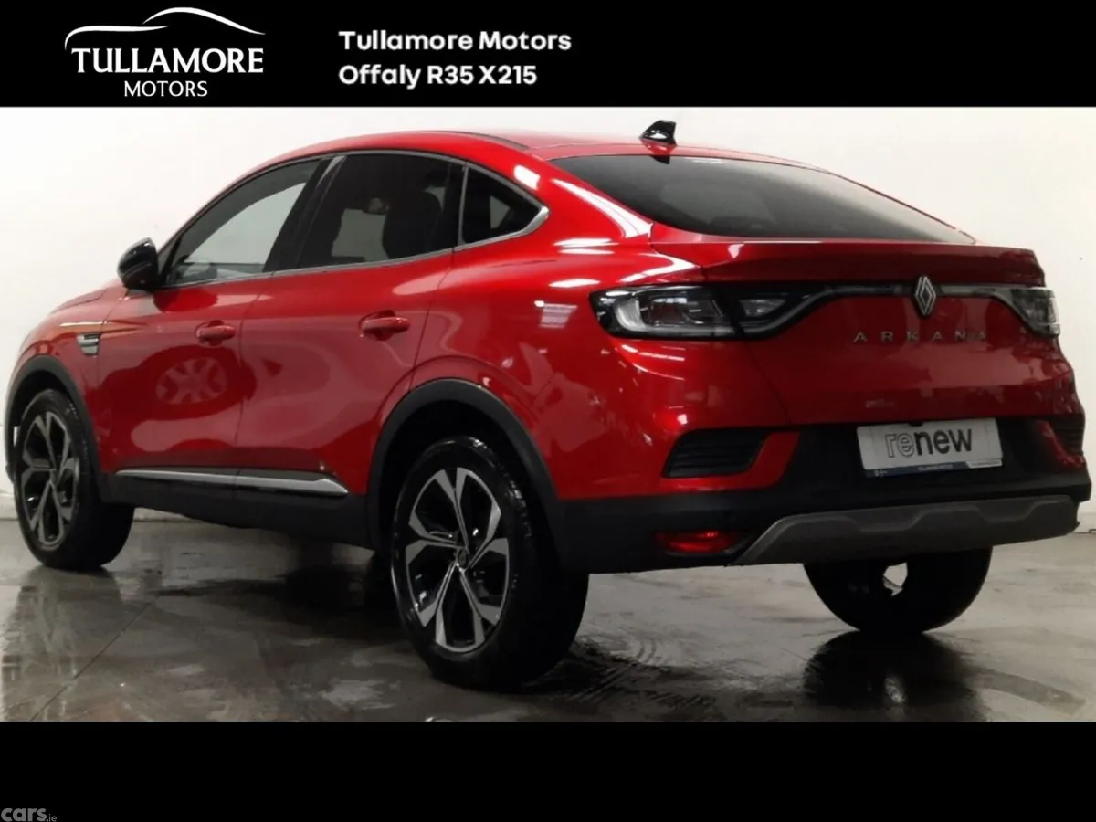 Renault Arkana Hatchback, Petrol Hybrid, 2025, Red