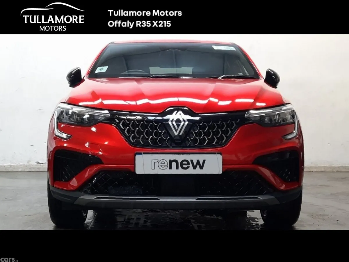 Renault Arkana Hatchback, Petrol Hybrid, 2025, Red