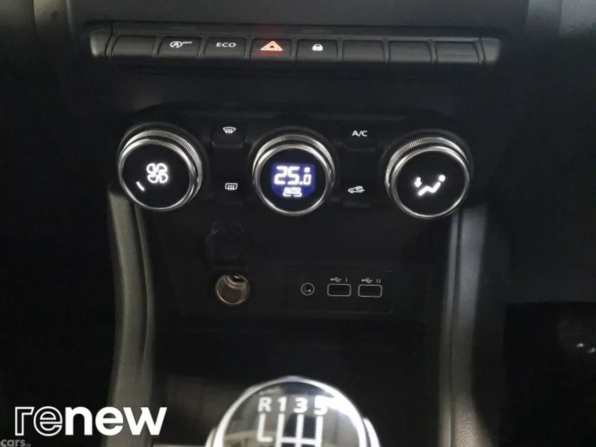 Renault Captur Hatchback, Petrol, 2024, Black