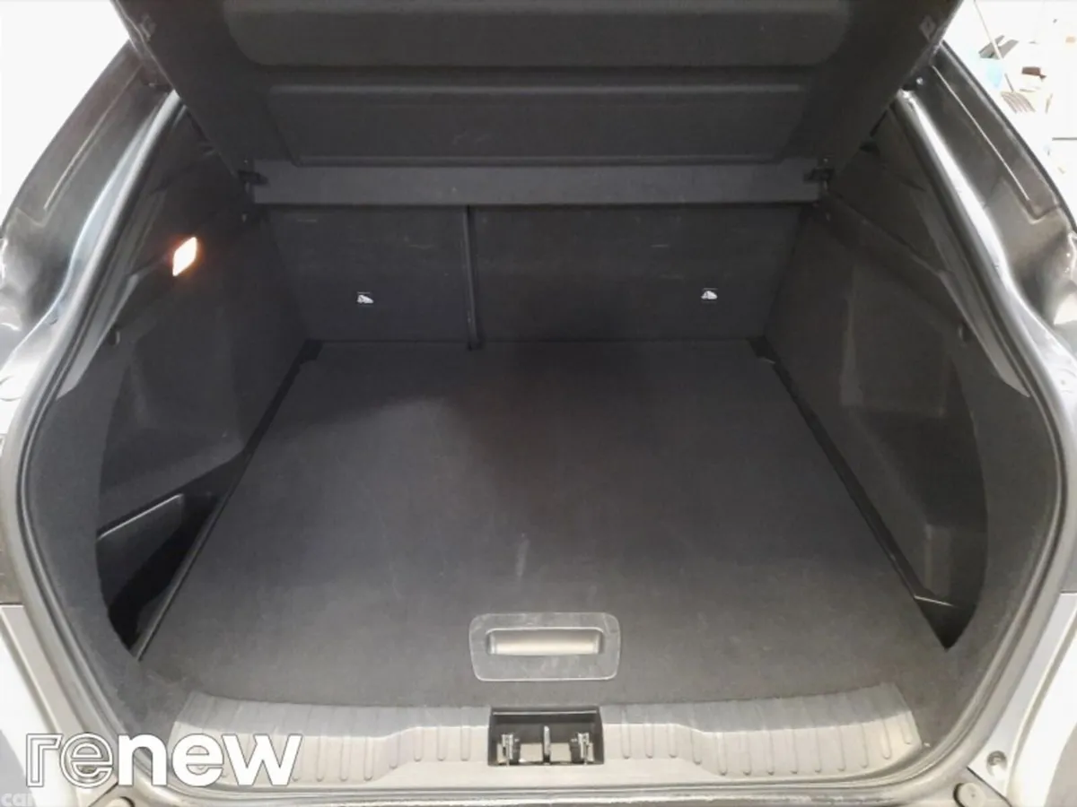 Renault Arkana Hatchback, Petrol, 2024, Grey