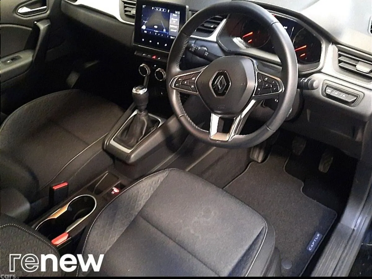 Renault Captur Hatchback, Petrol, 2024, Black
