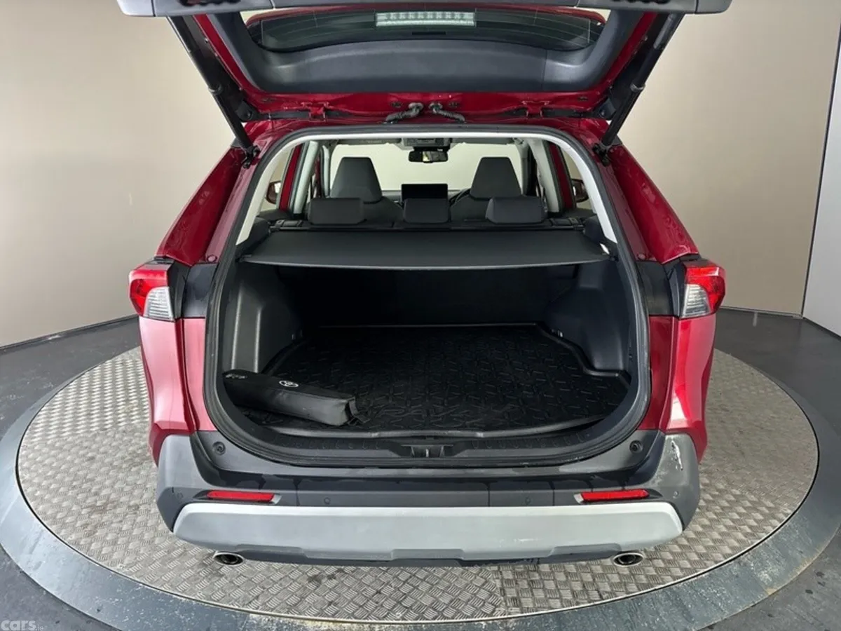 Toyota RAV4 SUV, Petrol Hybrid, 2023, Red