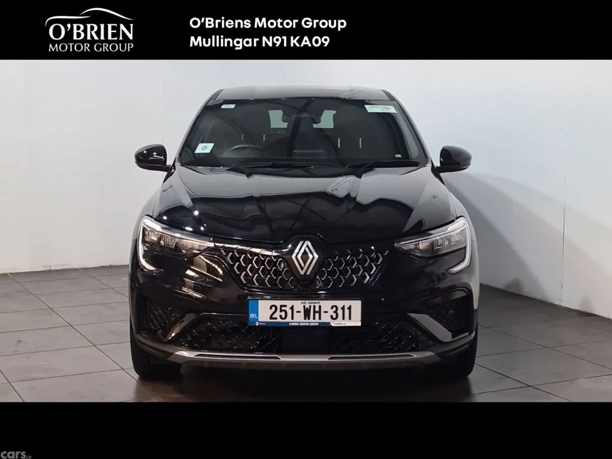 Renault Arkana Hatchback, Petrol Hybrid, 2025, Black