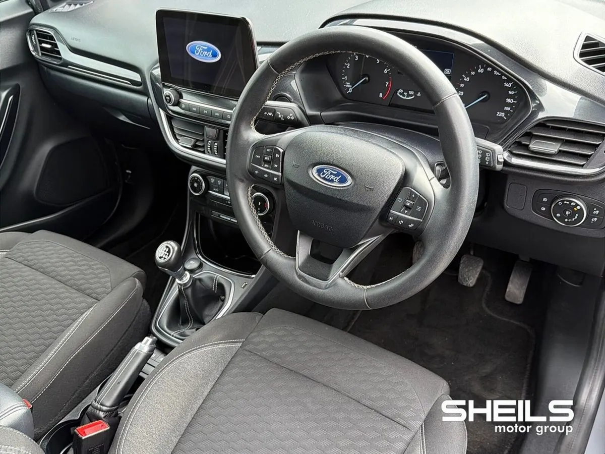 Ford Puma SUV, Petrol Hybrid, 2023, Grey