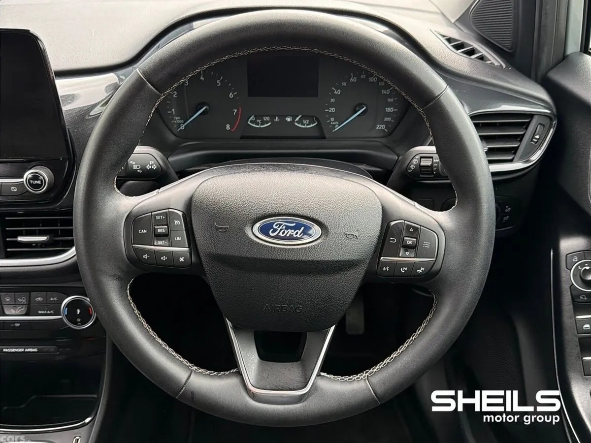 Ford Puma SUV, Petrol Hybrid, 2023, Grey
