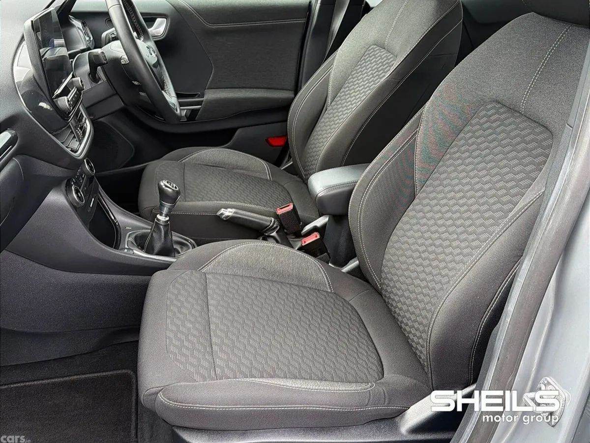 Ford Puma SUV, Petrol Hybrid, 2023, Grey