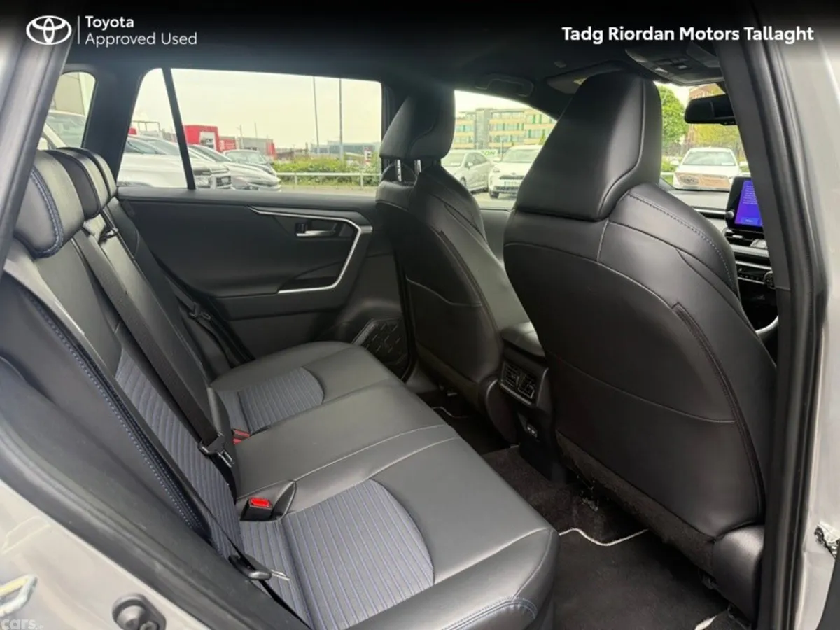 Toyota RAV4 SUV, Petrol Hybrid, 2024, Silver